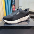 Damen Sportliche Sneakers mit strukturiertem Obermaterial und dämpfender Sohle R&B