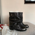 Damen Stiefel mit elegantem Riemenverschluss und modischem Falten-Design