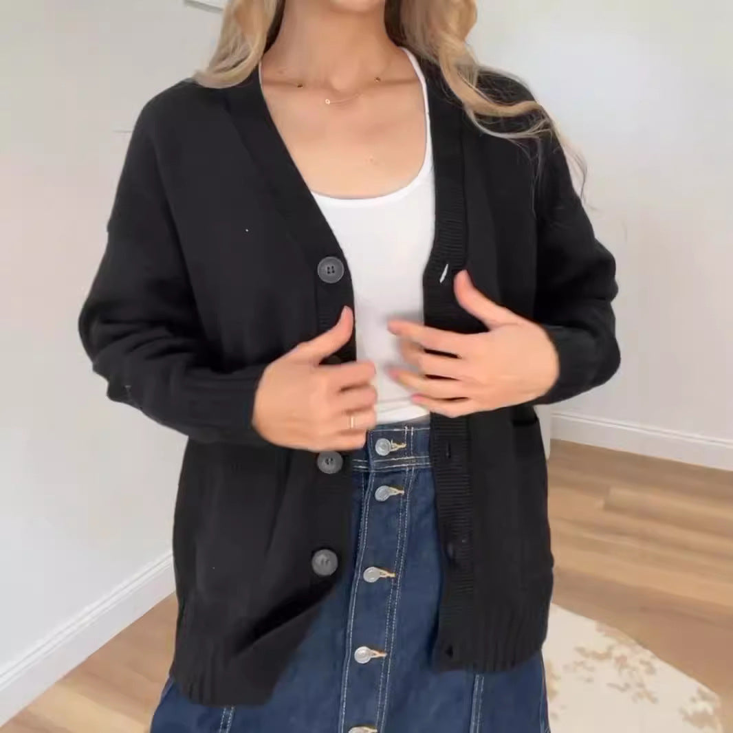 Damen Strickjacke mit Taschen und modernen Knöpfen R&B