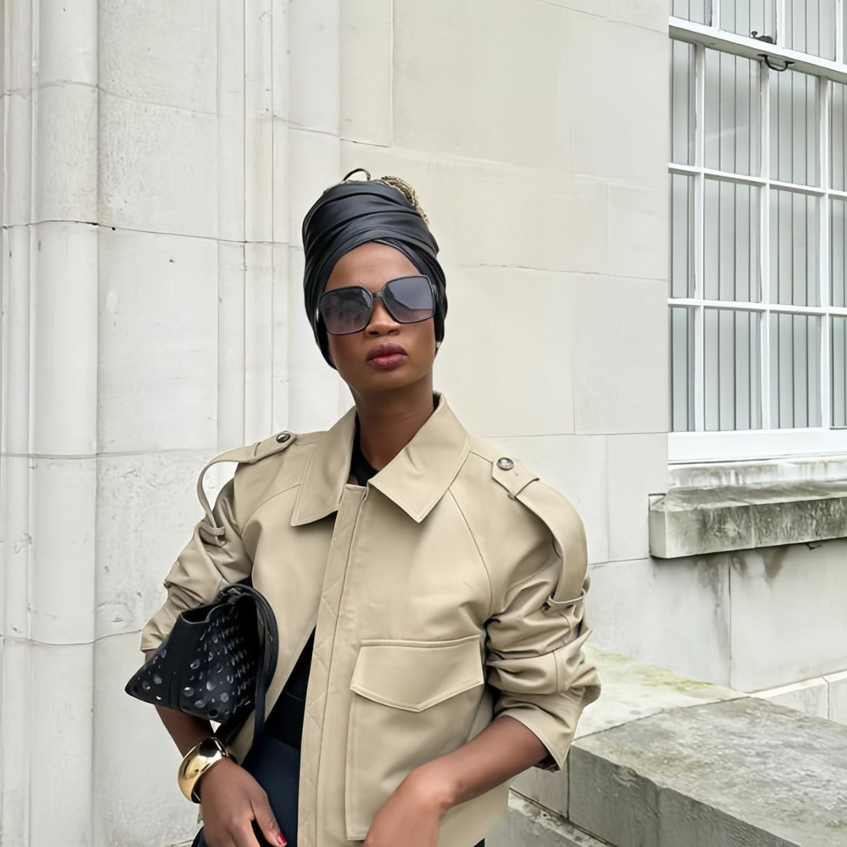 Damen modische Kunstlederjacke mit lässigem Schnitt und eleganten Details R&B