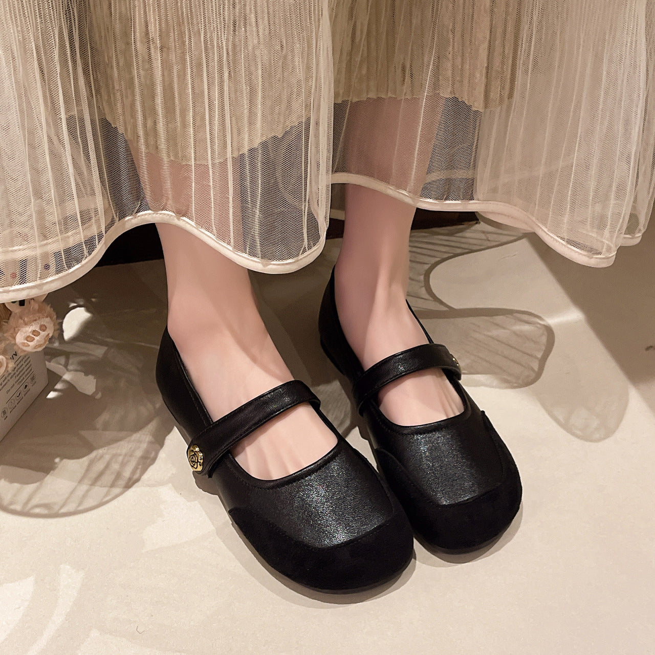 Damen elegante Ballerinas mit dekorativem Riemchen und hochwertiger Sohle EB