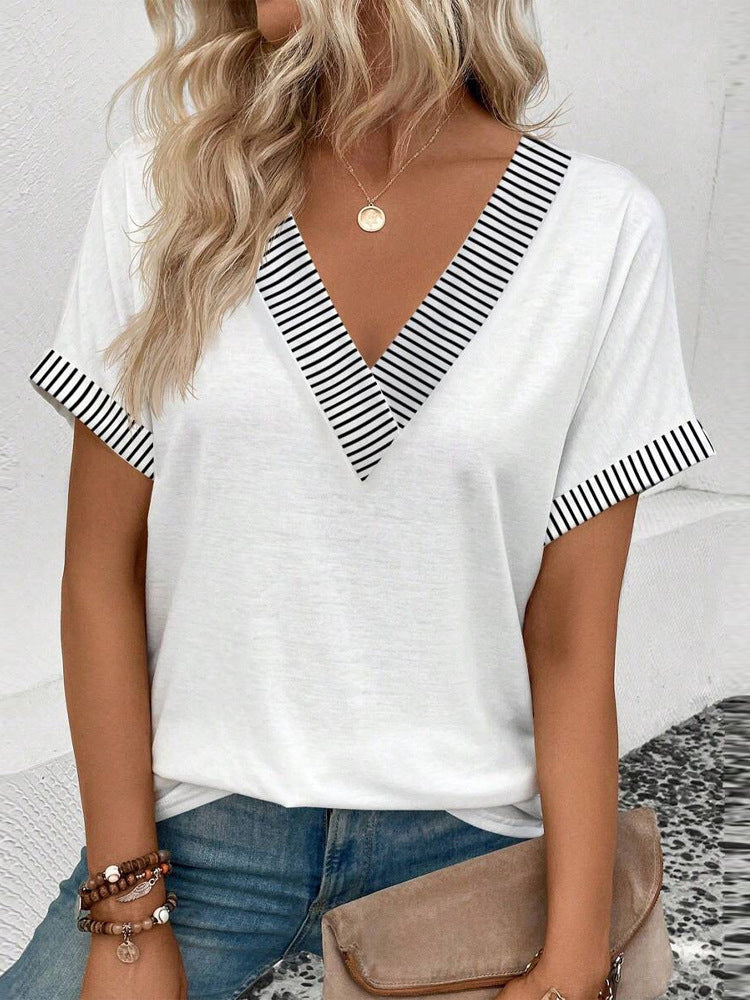 Damen V-Ausschnitt T-Shirt mit gestreiften Details Heidi-Mode