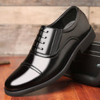 Herren Elegante und stilvolle Schnürschuhe