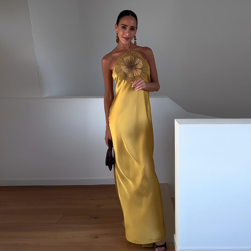 Damen Maxi-Kleid mit elegantem Design und einzigartiger Stickerei