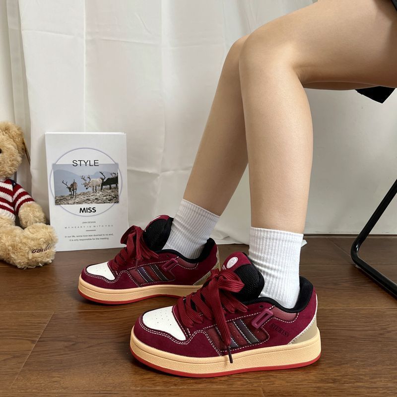 Damen Lifestyle-Sneaker mit gepolsterter Innensohle und strapazierfähigem Obermaterial