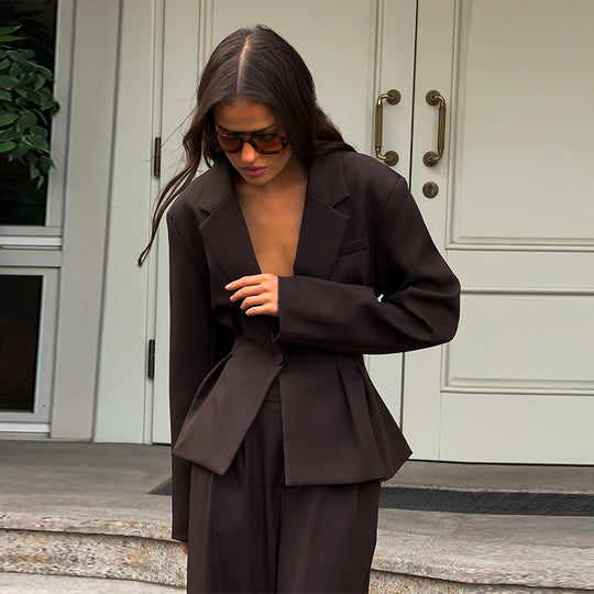 Damen eleganter Hosenanzug mit tailliertem Blazer und weitem Bein R&B