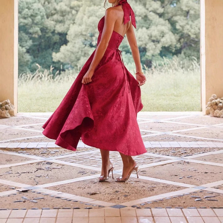 Damen Elegantes Halterneck-Ballkleid mit fließendem Rock R&B