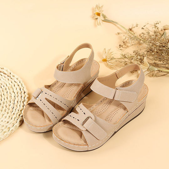 Damen Komfortable Keilsandalen mit verstellbaren Riemen und anatomischem Fußbett R&B