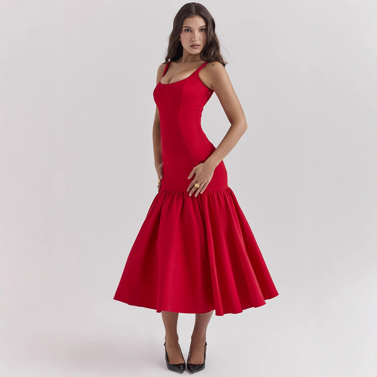 Damen Maxikleid mit schickem Taillen-Schnitt und voluminösem Rock R&B