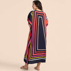 Damen Maxirobe mit buntem Grafikdesign R&B