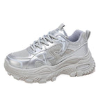 Damen Sportliche Sneakers mit modischem Metallic-Obermaterial R&B