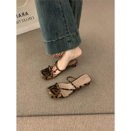 Damen elegante flache Sandalen mit kreativen Leopardenmuster R&B