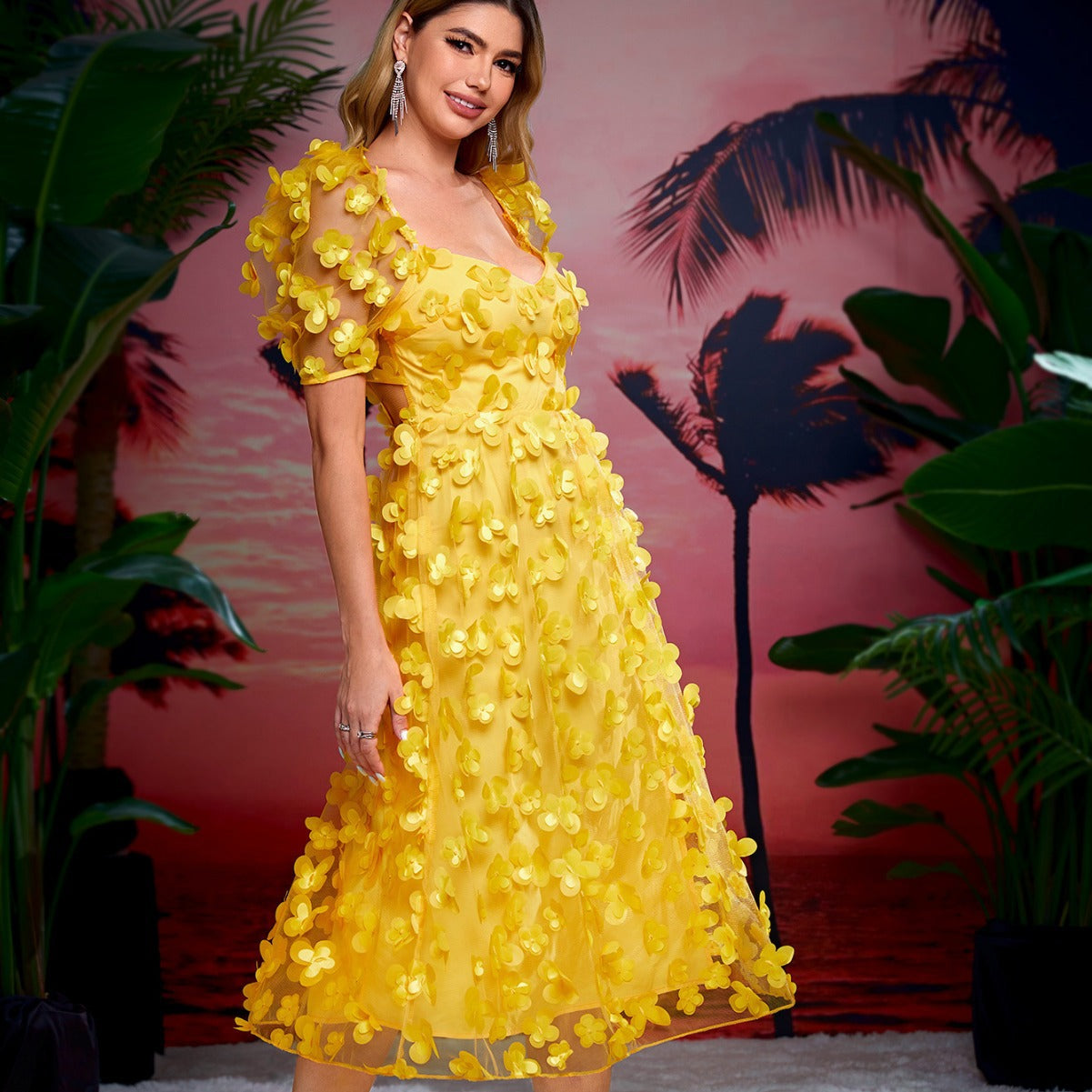 Damen Rüschenmaxikleid mit floralen Applikationen und Puffed-Ärmeln R&B