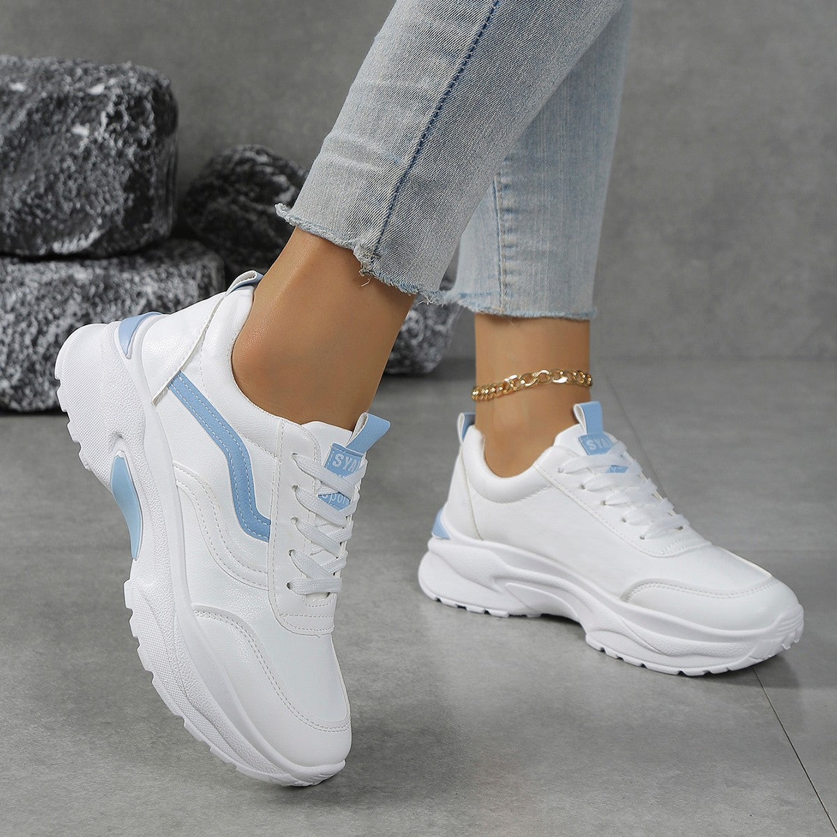 Damen Sportliche Sneakers mit atmungsaktiver Oberflächenstruktur und trendigem Dämpfungssystem R&B