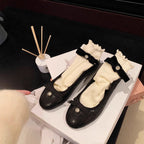 Damen Ballerinas mit elegantem Rüschensockendetail und stilvoller Perlenapplikation