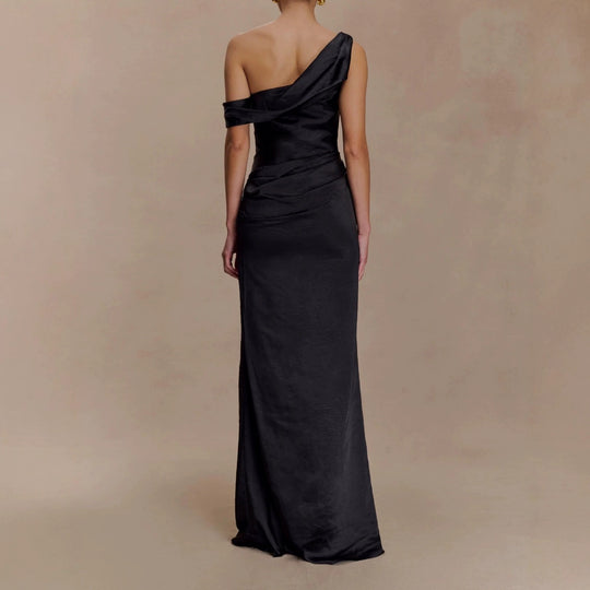 Damen Elegantes asymmetrisches Maxikleid mit raffinierter Drapierung R&B