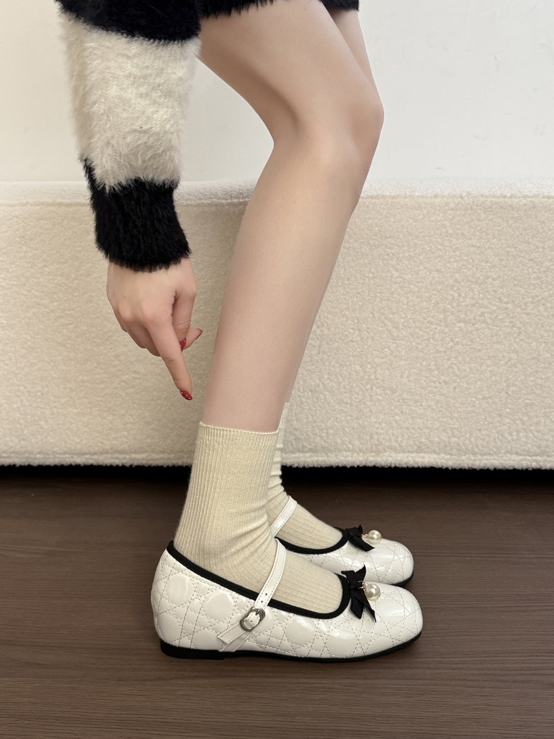 Damen Ballerinas mit eleganter Schnallenverzierung und hochwertiger Ledernarbung R&B