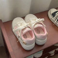 Damen Sneakers im sportlich-eleganten Design mit dekorativem Knopf und gepolsterter Innensohle R&B
