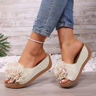 Damen modische Pantoletten mit floralen Applikationen R&B