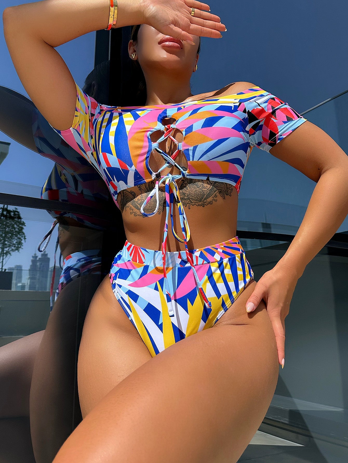 Damen Bikiniset mit modischem Off-Shoulder-Design und eleganter Schnürung