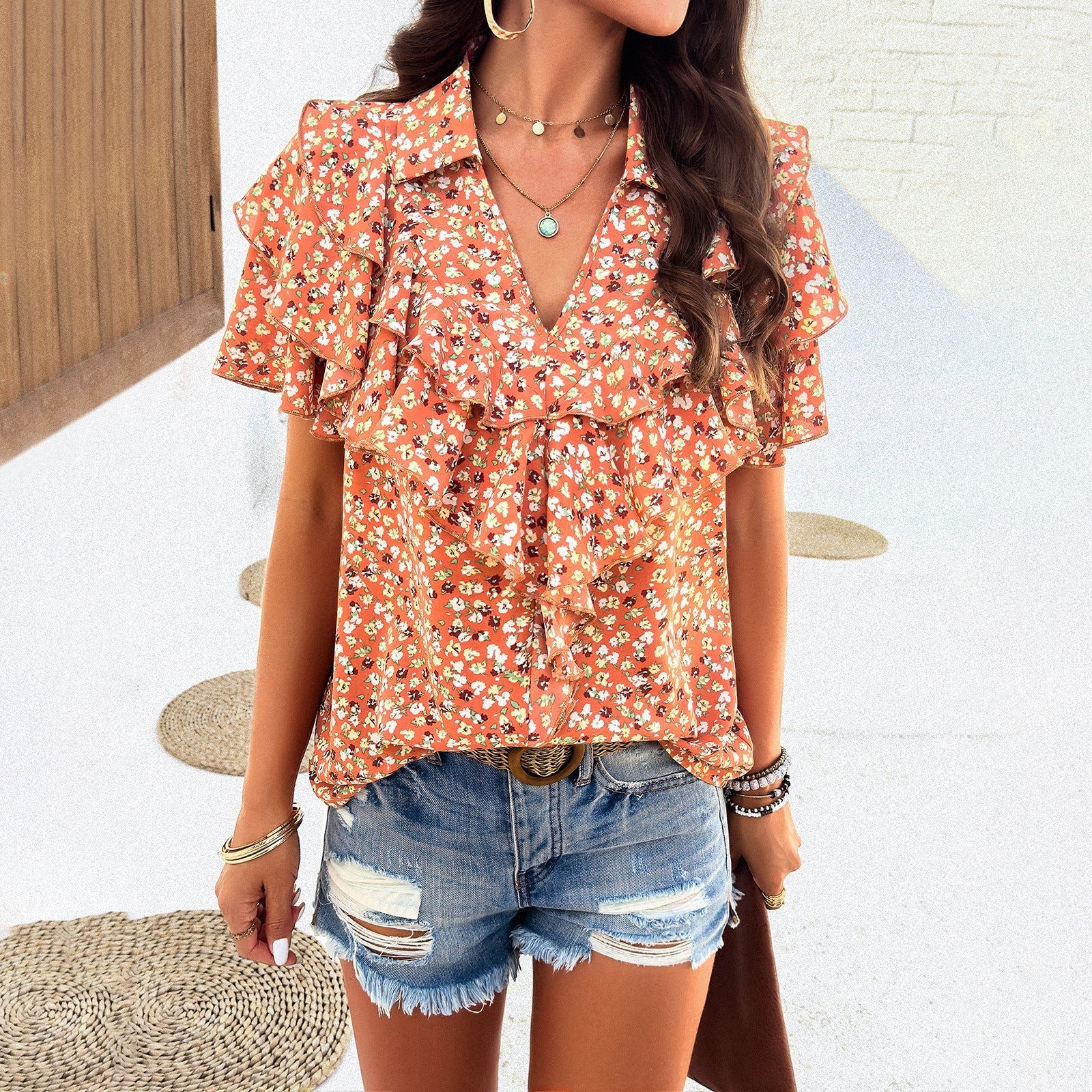 Damen Bluse mit voluminösen Rüschen und floralen Mustern R&B