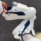 Damen Sneakers mit süßem Tierdesign und flauschigen Details
