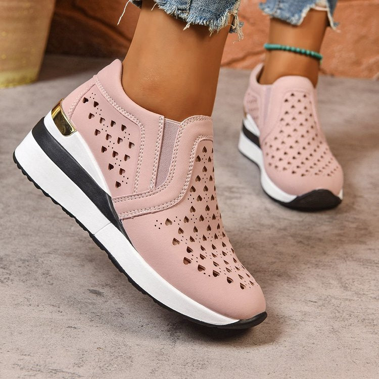 Damen sportliche Slip-On Sneakers mit atmungsaktivem Obermaterial und dekorativen Perlendetails R&B