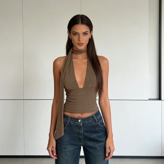 Damen Stilvolles Cropped Top mit schmalem Halsschmuck R&B