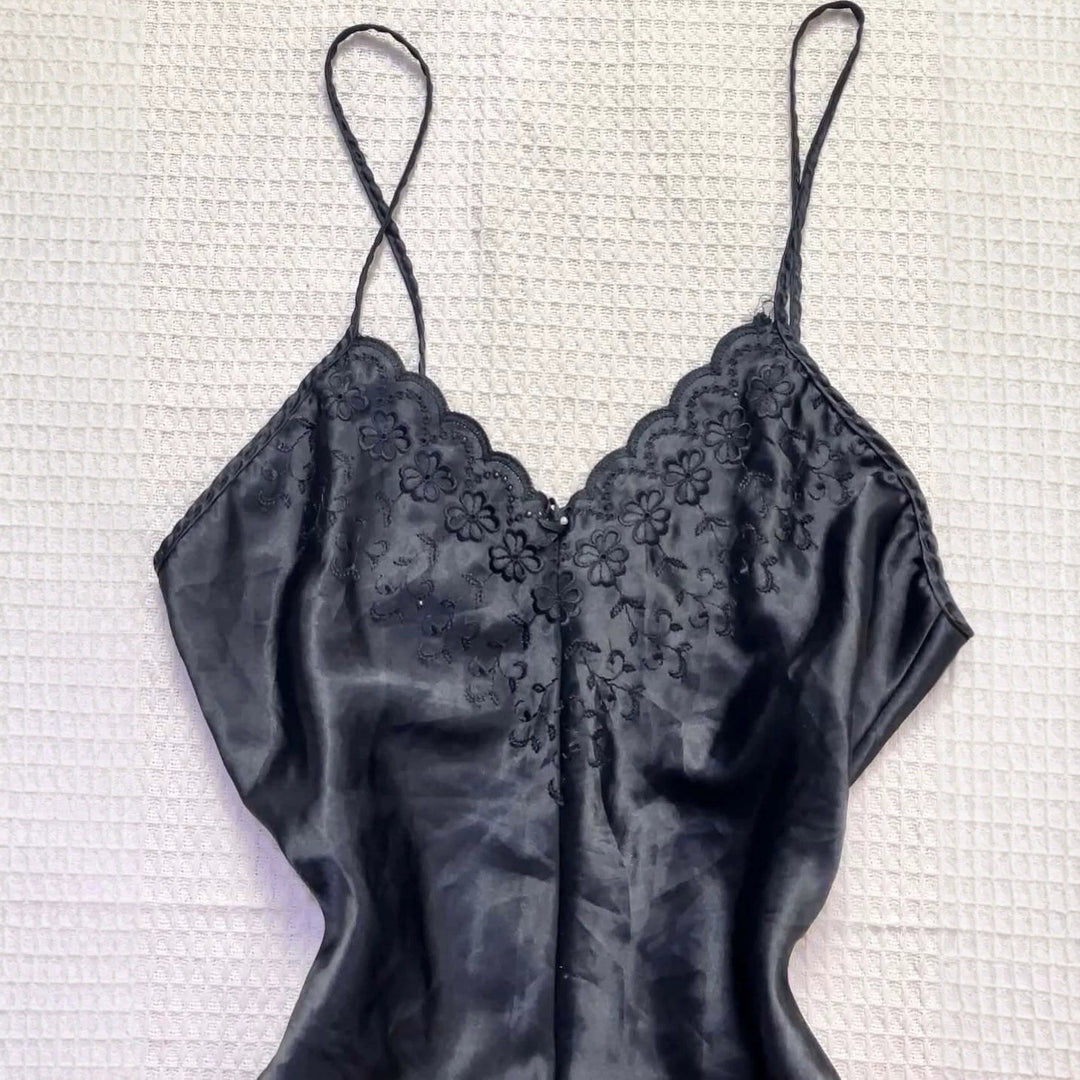 Damen elegantes Nachtkleid mit romantischem Spitzenbesatz R&B