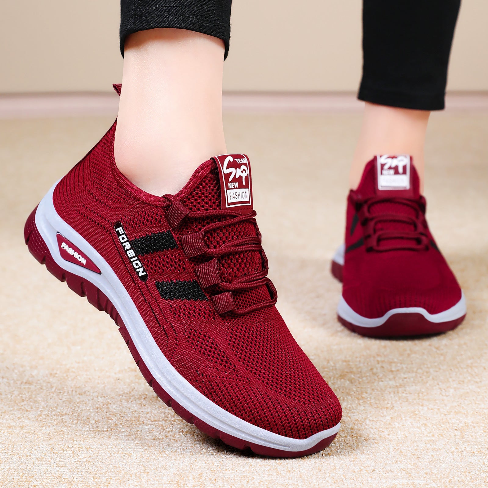 Damen Sportliche Lauf- und Freizeitsneakers mit dämpfender Sohle und atmungsaktivem Mesh-Obermaterial R&B