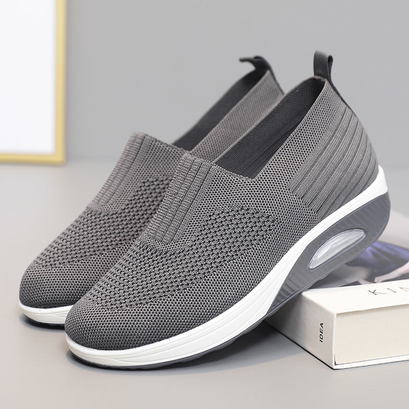 Damen Slip-On Sneakers mit atmungsaktivem Strickobermaterial von R&B