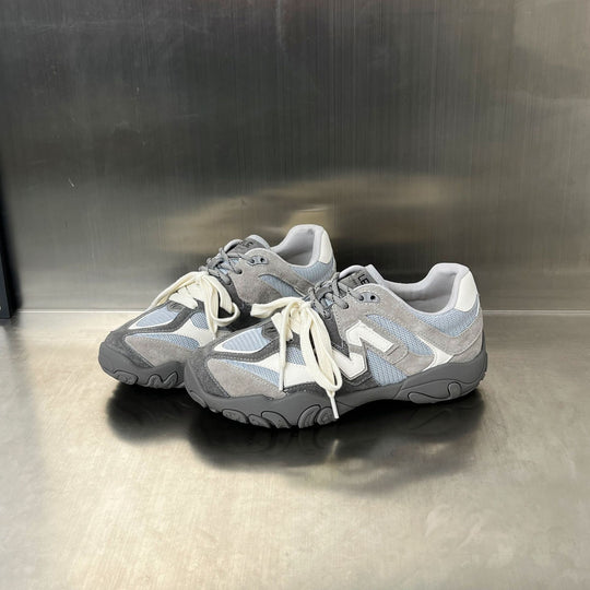 Damen Sportliche Sneakers mit atmungsaktiver Mesh-Oberfläche und robustem Sohlenprofil R&B