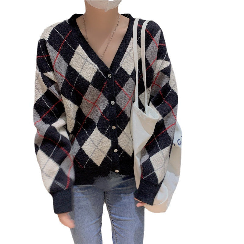 Damen Strickjacke mit modernem Rautenmuster und knöpfbarem Design R&B