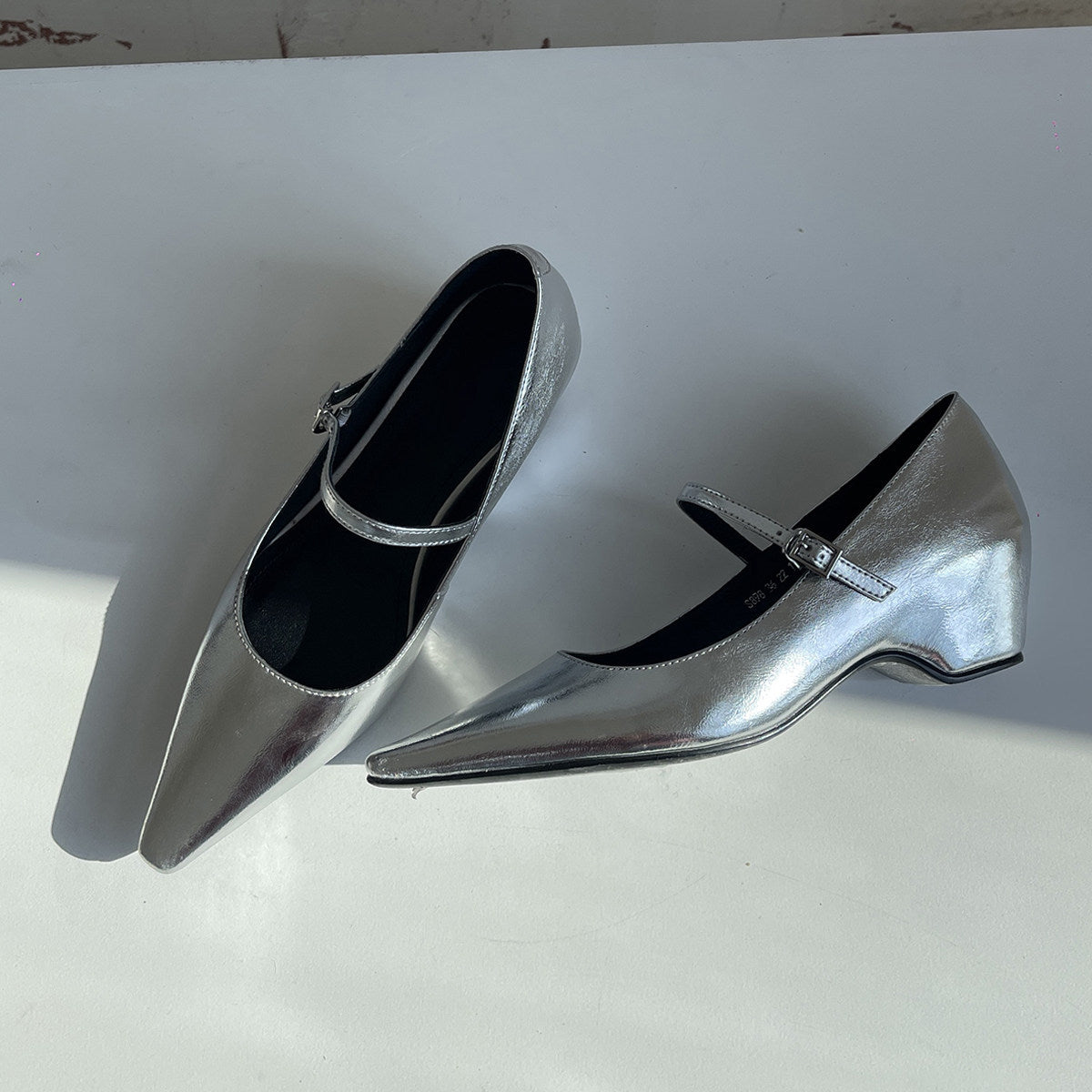 Damen elegante Ballerinas mit modischer Schnallenverzierung und bequemer Innensohle R&B