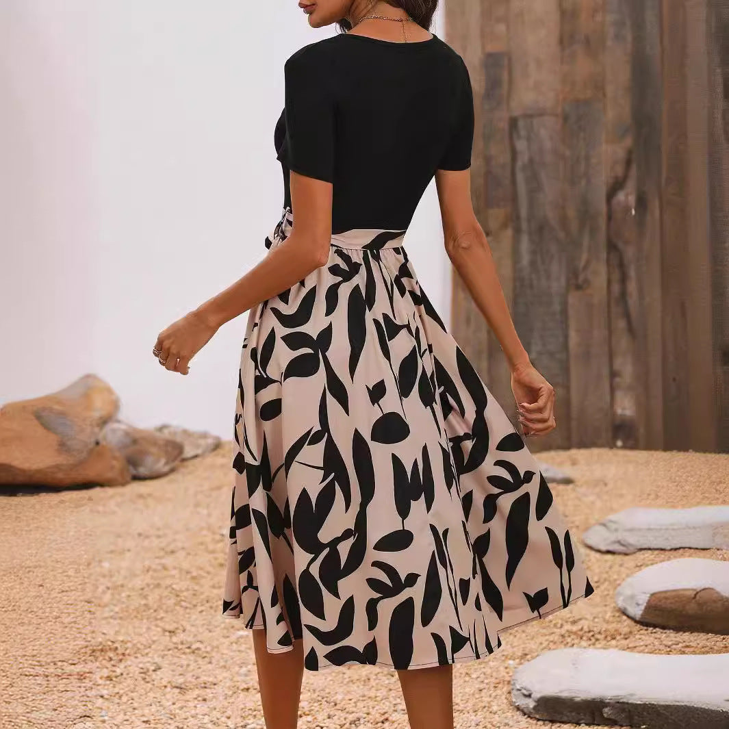 Damen Midi-Kleid mit tailliertem Schnitt und einzigartigem Print R&B
