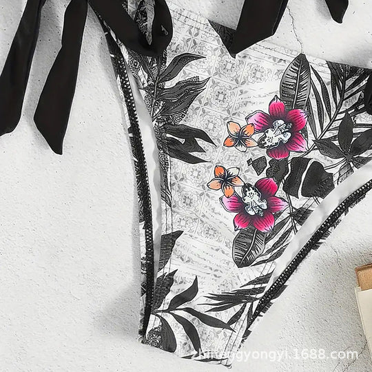Damen Bikini mit knotenförmigem Oberteil und floralem Unterteil R&B