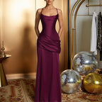 Damen Elegantes und figurbetontes Abendkleid mit Raffungen EB