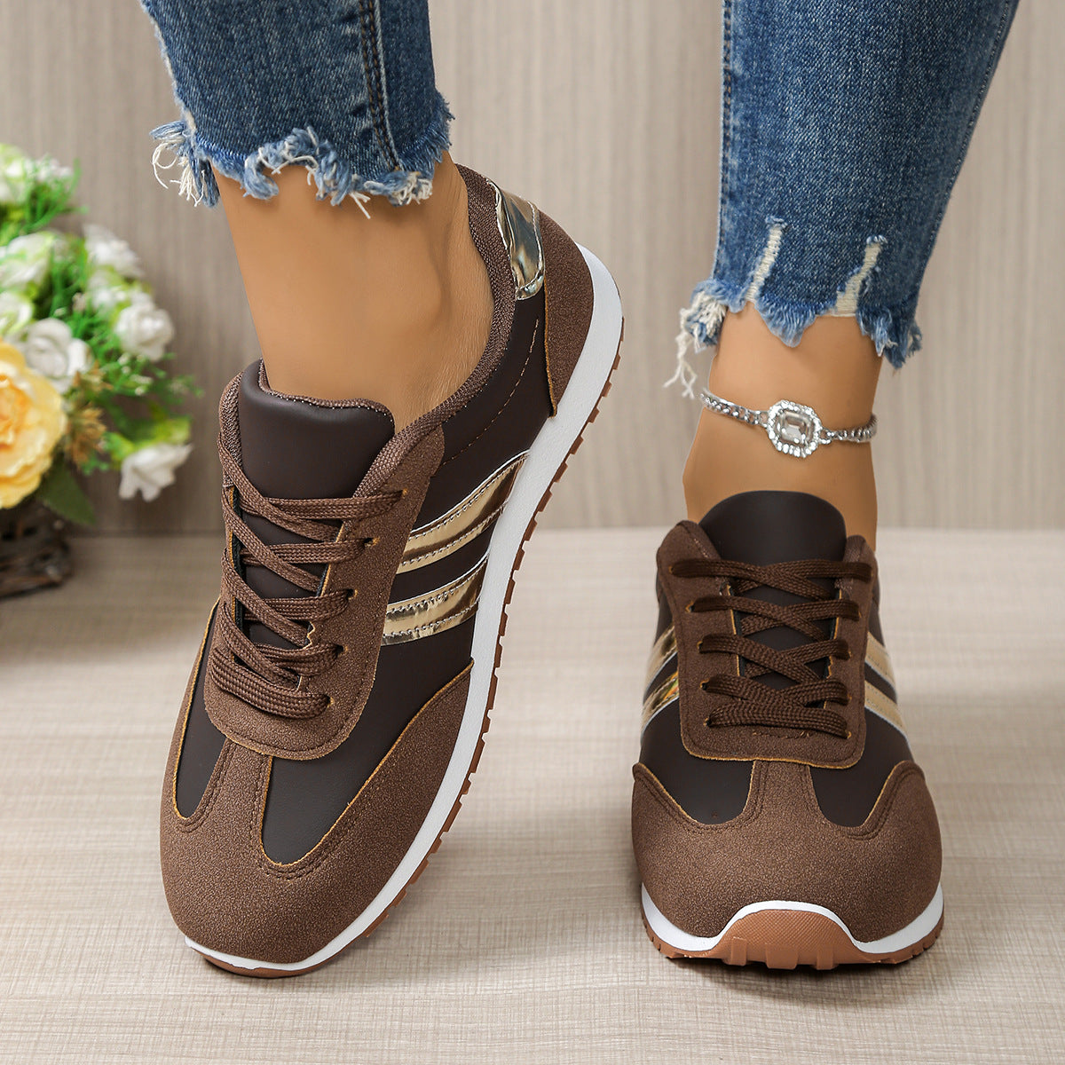Damen Sportliche Sneakers mit Glitzerakzenten R&B