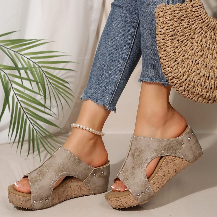 Damen Plateau-Pantoletten mit modischem Cut-Out-Design und rutschfester Korksohle R&B