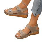 Damen Komfortable Keilsandalen mit doppeltem Klettverschluss und anatomischem Fußbett