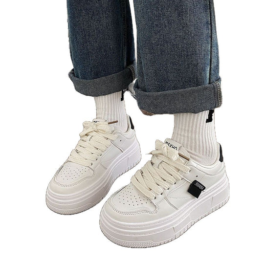 Damen Plattform Sneakers mit sportlichem Design und verstärkter Sohle R&B
