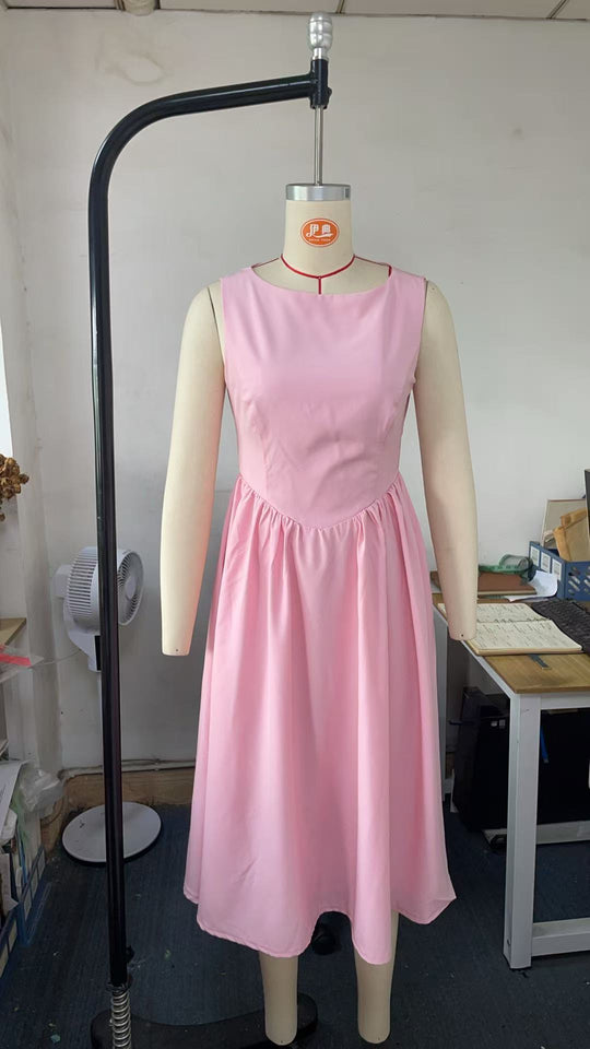Damen Elegantes Midi-Kleid mit tailliertem Oberteil und schwingendem Rock R&B