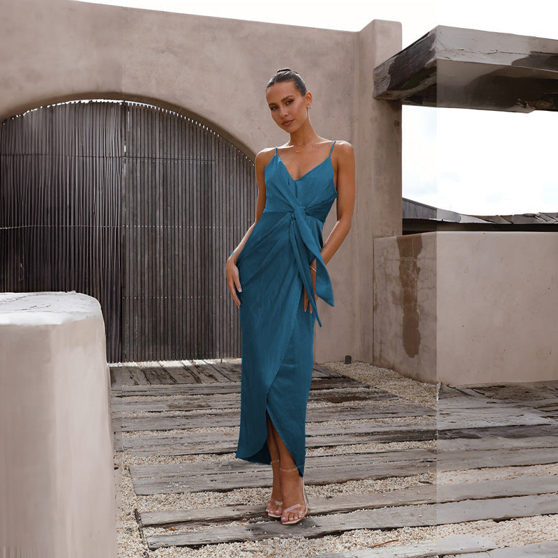 Damen Elegantes Abendkleid mit tiefem V-Ausschnitt und figurbetontem Schnitt R&B