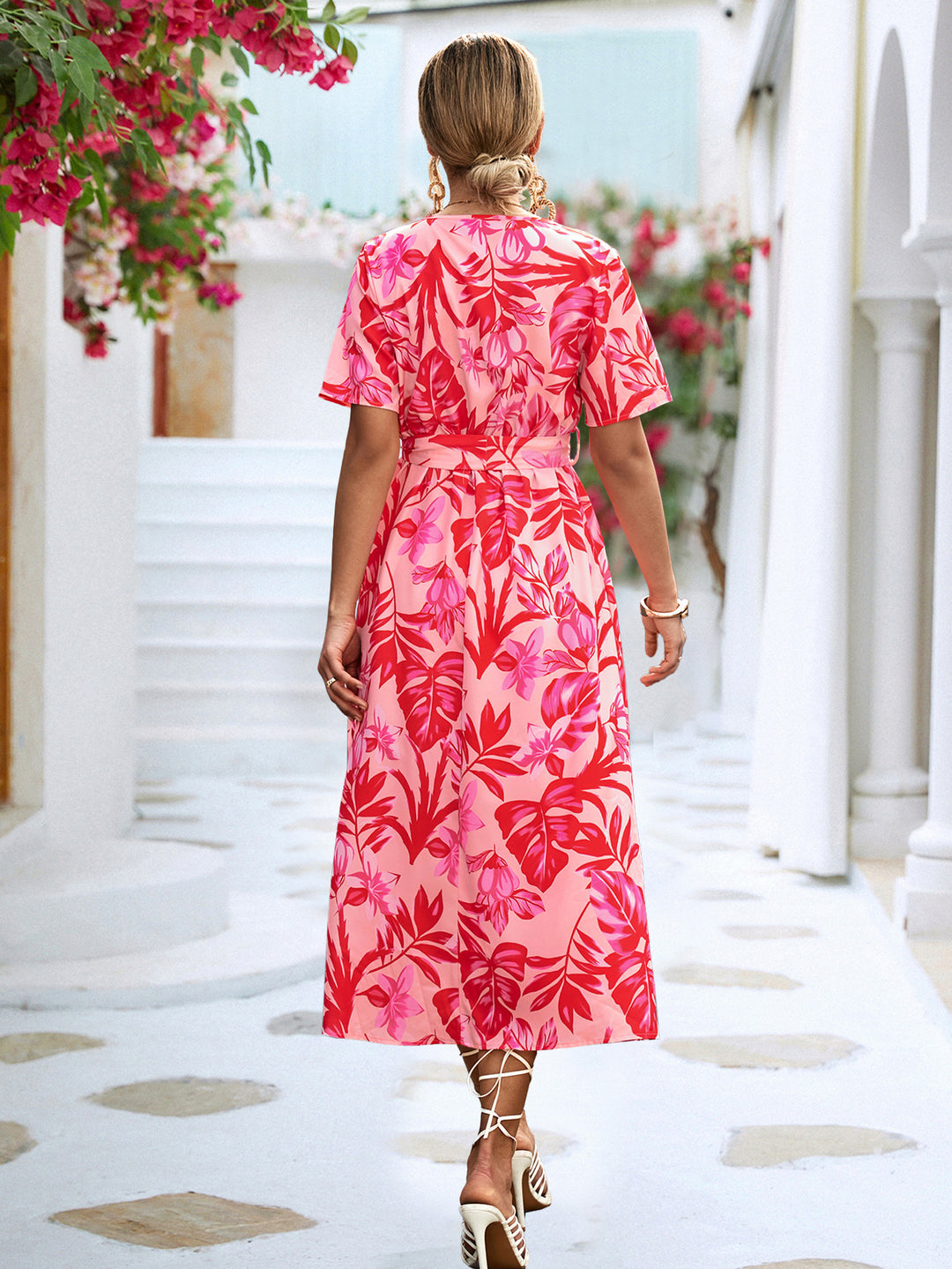 Damen Wickelkleid im floralen Design mit eleganten Rüschendetails R&B
