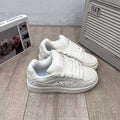 Damen Freizeit Sneakers mit perforierter Oberfläche und bequemer Sohle R&B