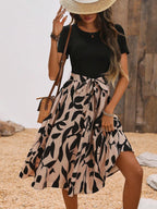 Damen Midi-Kleid mit tailliertem Schnitt und einzigartigem Print R&B