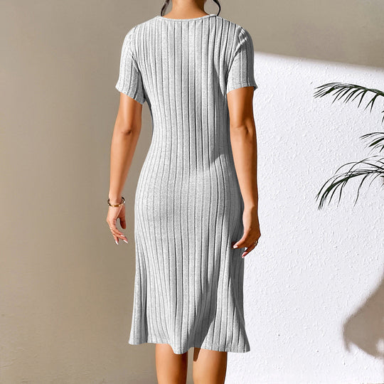 Damen Strickkleid mit modischem Ausschnitt und elastischem Material R&B