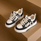 Damen Sportliche Sneakers mit atmungsaktivem Obermaterial und modischen Akzenten