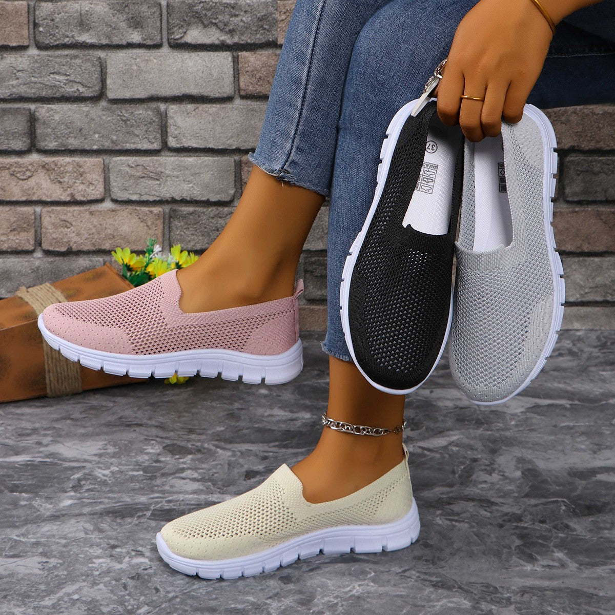 Damen Slip-On Freizeitschuhe mit atmungsaktiver Netzstruktur R&B