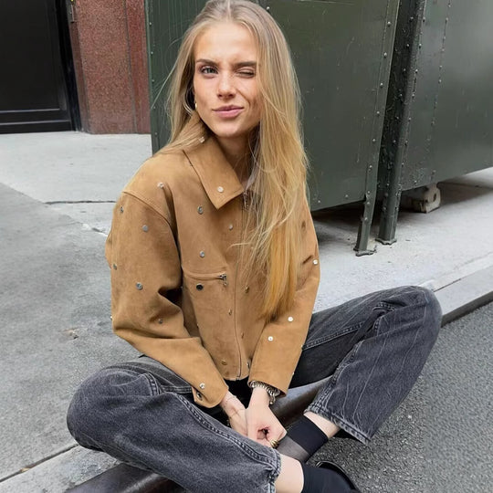 Damen modische kurz geschnittene Jacke mit Nieten R&B